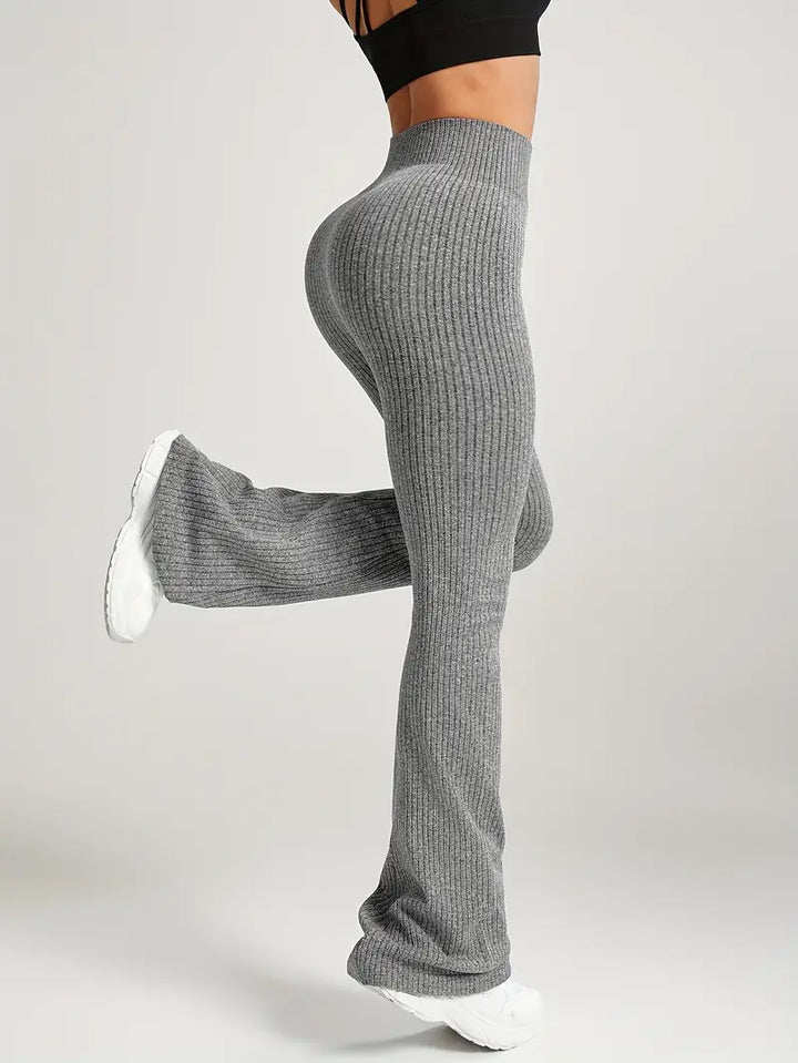 Elevé Seamless Flare Pants