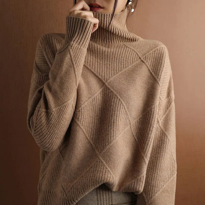 L'Aurablend Chunky Lotus™ Turtleneck