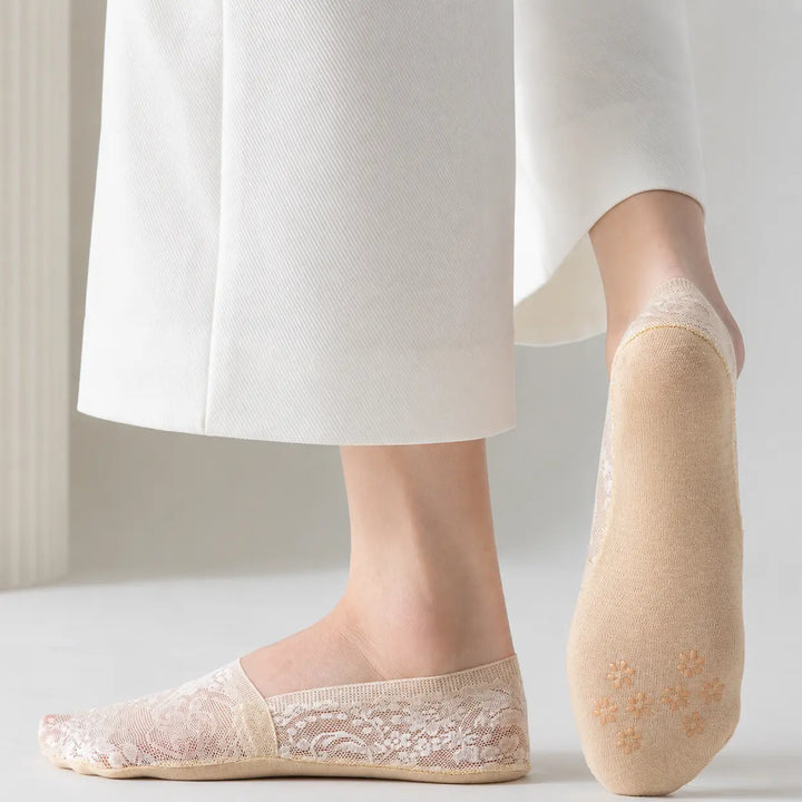 Floral Elegance Lace Socks